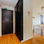 Rent4Rest Lisbon Family & Friends Apartment In Roma Avenue Apartment