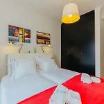 Apartment Rent4Rest Lisbon Family & Friends Apartment In Roma Avenue