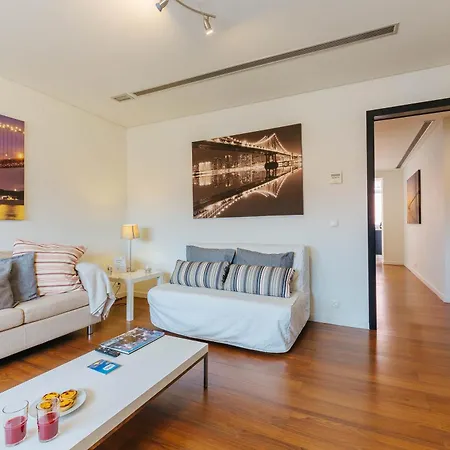 Rent4Rest Lisbon Family & Friends Apartment In Roma Avenue *
