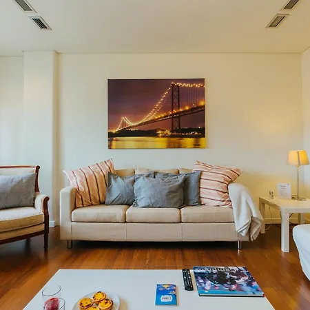Rent4Rest Lisbon Family & Friends Apartment In Roma Avenue Apartment