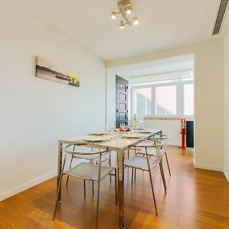 Apartment Rent4Rest Lisbon Family & Friends Apartment In Roma Avenue *
