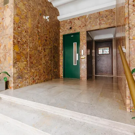 Rent4Rest Lisbon Family & Friends Apartment In Roma Avenue Apartment