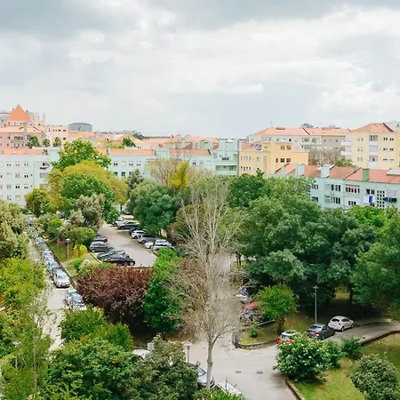 Apartment Rent4Rest Lisbon Family & Friends Apartment In Roma Avenue *