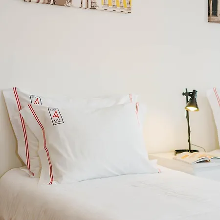 Rent4Rest Lisbon Family & Friends Apartment In Roma Avenue Lisbon