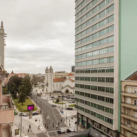 Rent4Rest Lisbon Family & Friends Apartment In Roma Avenue Apartment *