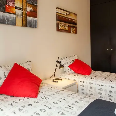 Rent4Rest Lisbon Family & Friends Apartment In Roma Avenue Apartment