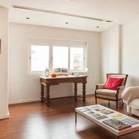 Rent4Rest Lisbon Family & Friends Apartment In Roma Avenue