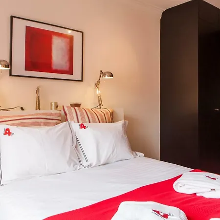 Rent4Rest Lisbon Family & Friends Apartment In Roma Avenue Apartment
