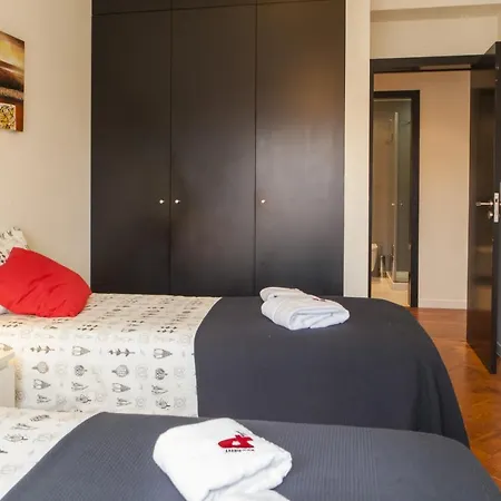Rent4Rest Lisbon Family & Friends Apartment In Roma Avenue * Lisbon