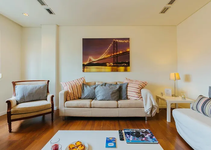 Rent4Rest Lisbon Family & Friends Apartment In Roma Avenue Apartment