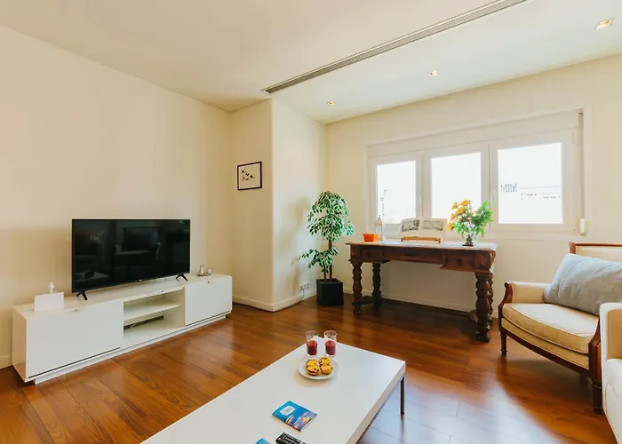 Rent4Rest Lisbon Family & Friends Apartment In Roma Avenue Lisbon