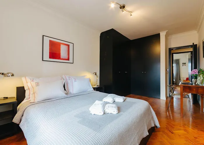 Rent4Rest Lisbon Family & Friends Apartment In Roma Avenue *