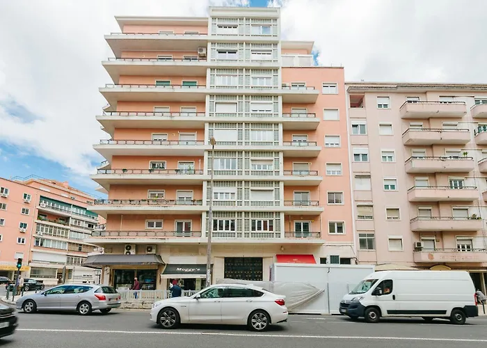 Rent4Rest Lisbon Family & Friends Apartment In Roma Avenue *