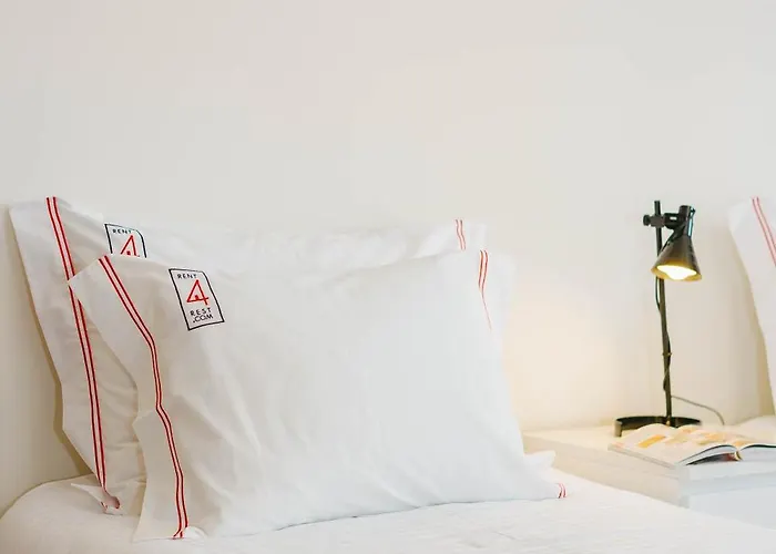 Rent4rest Family & Friends In Roma Avenue Lisboa