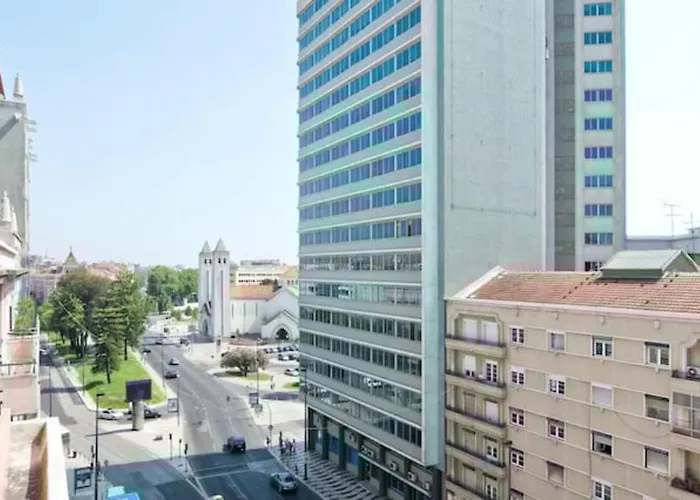 Rent4Rest Lisbon Family & Friends Apartment In Roma Avenue * Lisbon