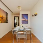 公寓 Rent4rest Family & Friends In Roma Avenue *