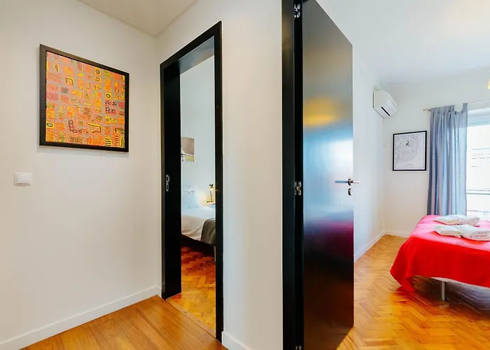 Rent4rest Family & Friends In Roma Avenue Lisboa