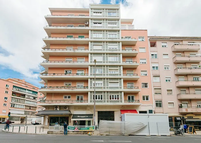Rent4rest Family & Friends In Roma Avenue Apartamento Lisboa
